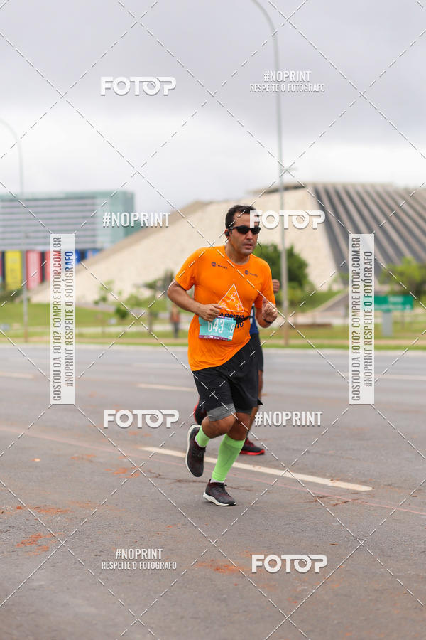 Buy your photos of the eventASICS Golden Run - Bras�lia on Fotop