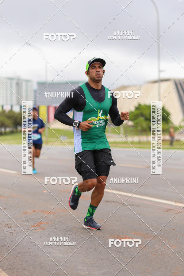 Buy your photos of the eventASICS Golden Run - Bras�lia on Fotop