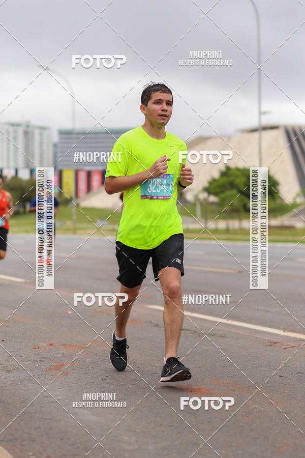 Buy your photos of the eventASICS Golden Run - Bras�lia on Fotop