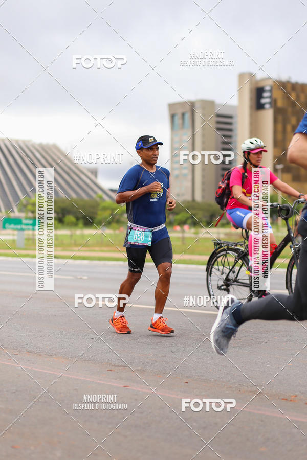 Buy your photos of the eventASICS Golden Run - Bras�lia on Fotop