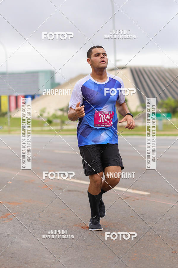 Buy your photos of the eventASICS Golden Run - Bras�lia on Fotop