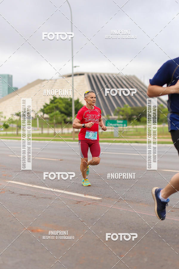 Buy your photos of the eventASICS Golden Run - Bras�lia on Fotop