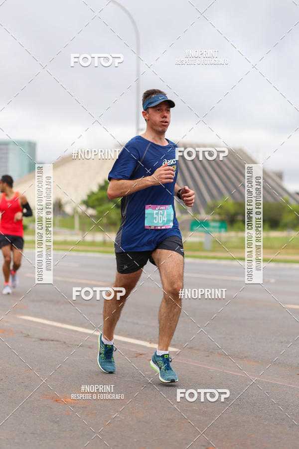 Buy your photos of the eventASICS Golden Run - Bras�lia on Fotop