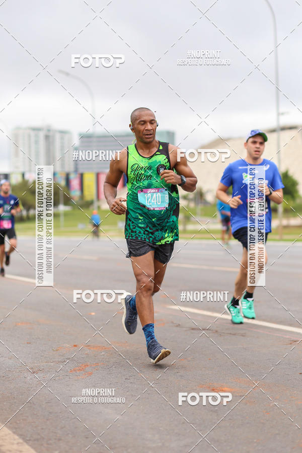 Buy your photos of the eventASICS Golden Run - Bras�lia on Fotop
