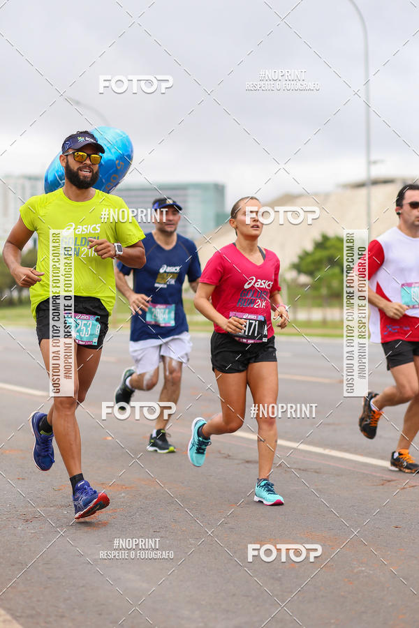Buy your photos of the eventASICS Golden Run - Bras�lia on Fotop