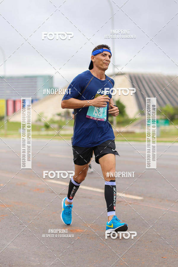 Buy your photos of the eventASICS Golden Run - Bras�lia on Fotop