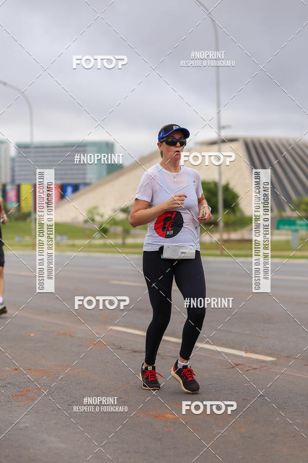 Buy your photos of the eventASICS Golden Run - Bras�lia on Fotop