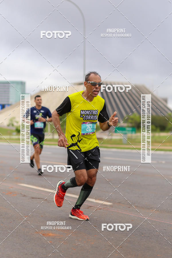 Buy your photos of the eventASICS Golden Run - Bras�lia on Fotop
