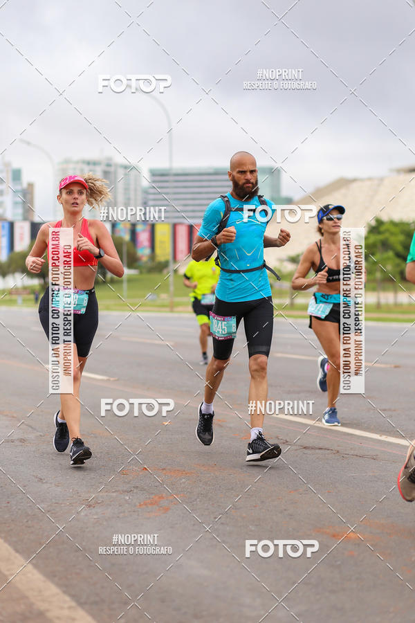 Buy your photos of the eventASICS Golden Run - Braslia on Fotop