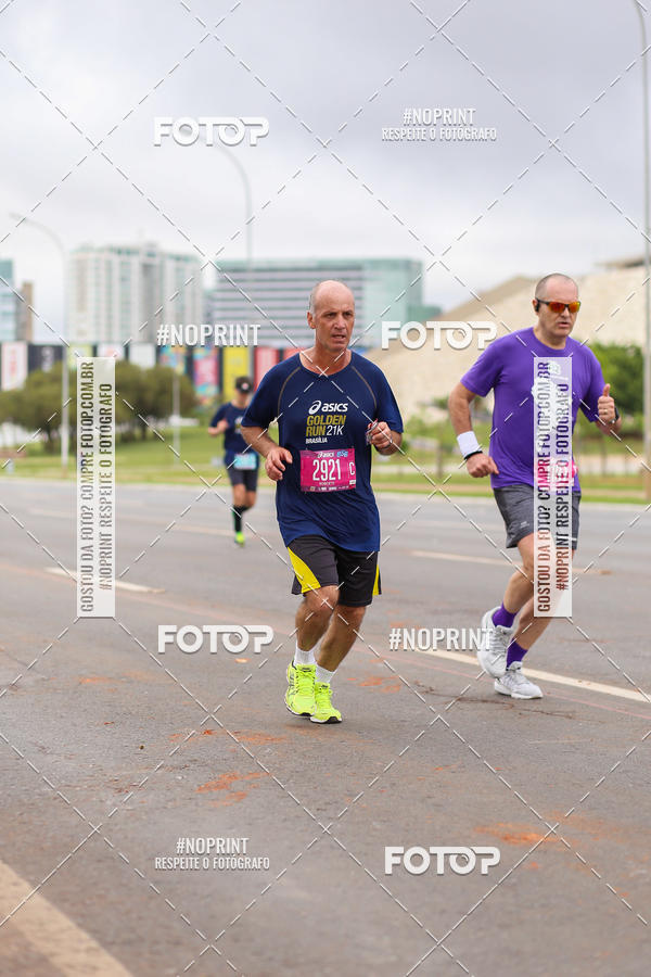 Buy your photos of the eventASICS Golden Run - Braslia on Fotop