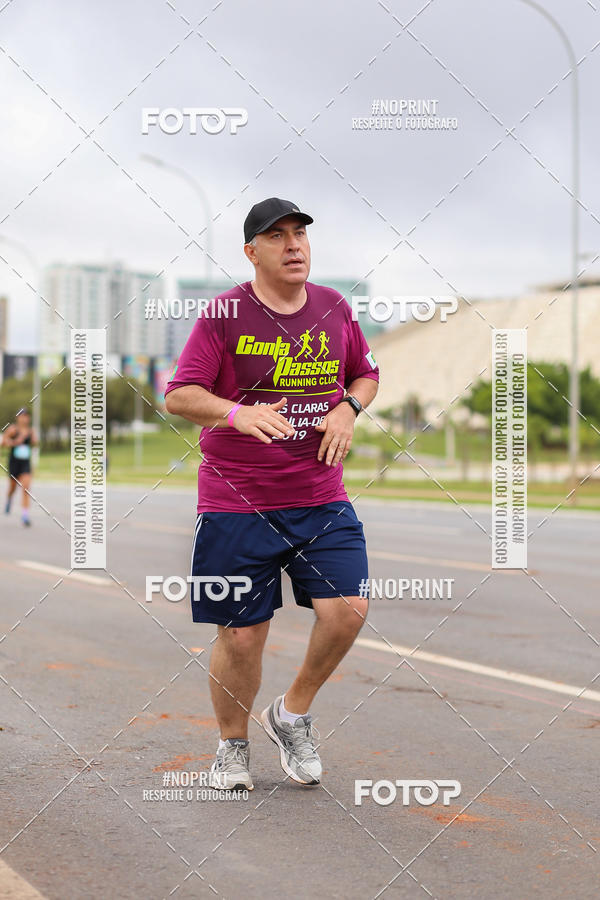 Buy your photos of the eventASICS Golden Run - Braslia on Fotop