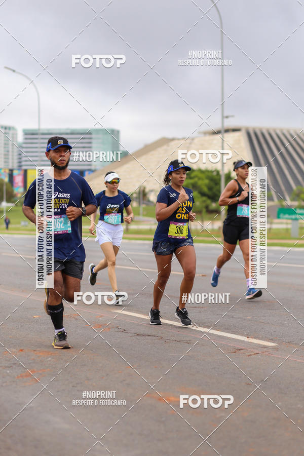 Buy your photos of the eventASICS Golden Run - Braslia on Fotop