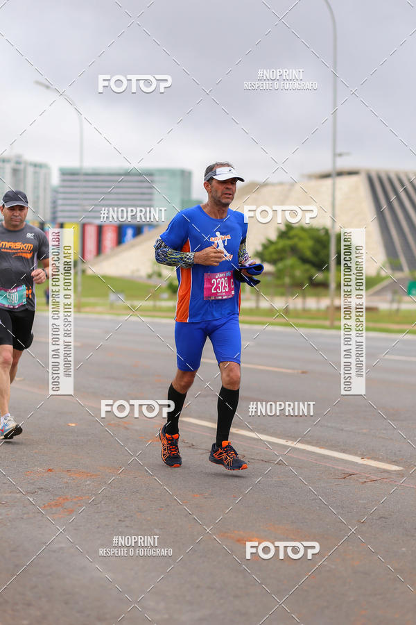 Buy your photos of the eventASICS Golden Run - Braslia on Fotop