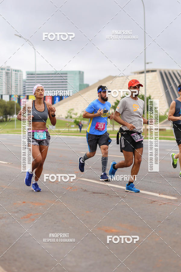 Buy your photos of the eventASICS Golden Run - Braslia on Fotop