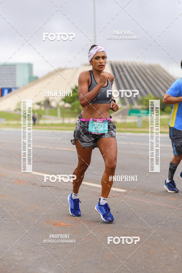 Buy your photos of the eventASICS Golden Run - Braslia on Fotop