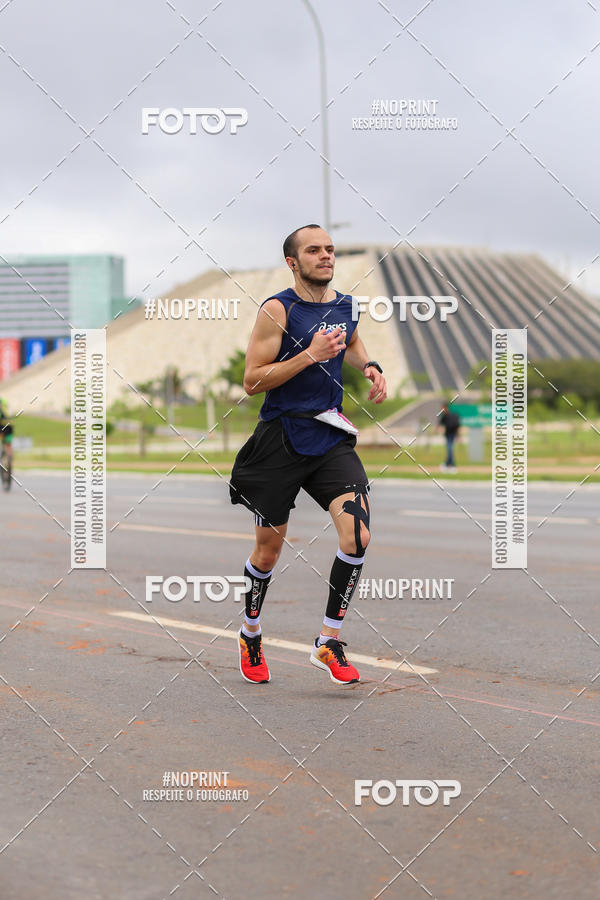 Buy your photos of the eventASICS Golden Run - Braslia on Fotop