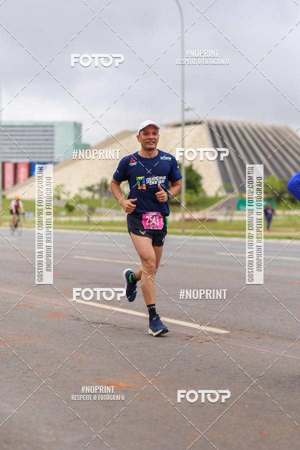 Buy your photos of the eventASICS Golden Run - Braslia on Fotop