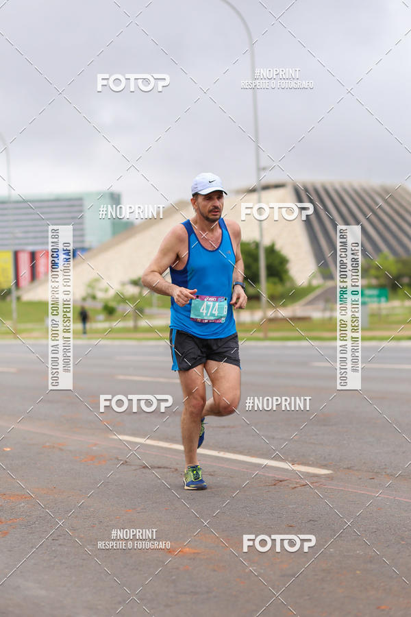 Buy your photos of the eventASICS Golden Run - Braslia on Fotop