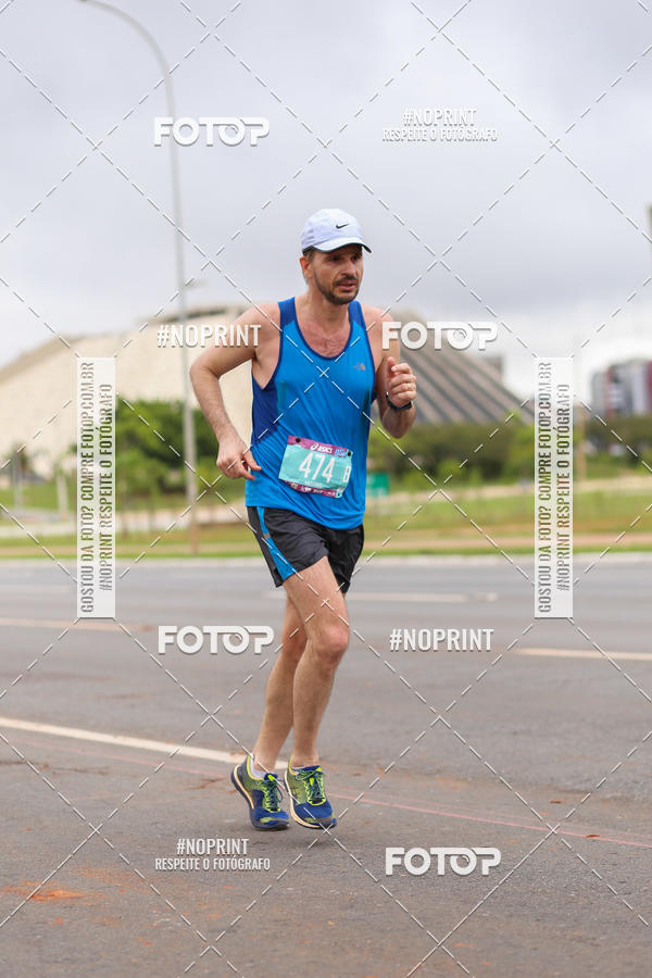 Buy your photos of the eventASICS Golden Run - Braslia on Fotop