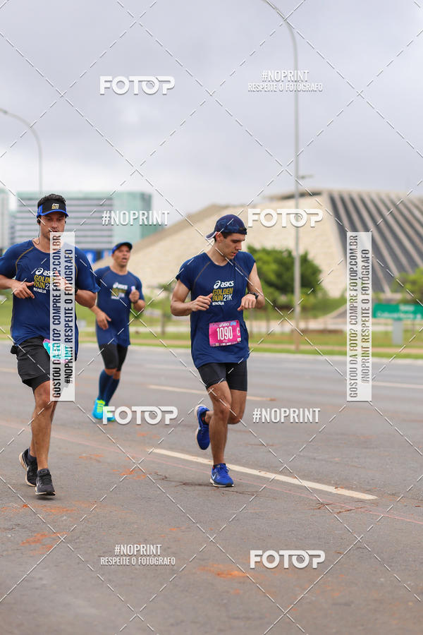 Buy your photos of the eventASICS Golden Run - Braslia on Fotop