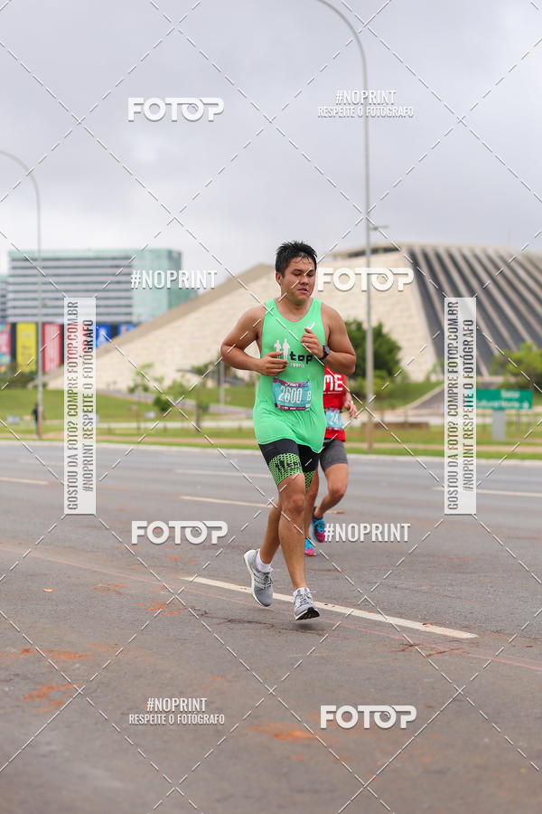 Buy your photos of the eventASICS Golden Run - Braslia on Fotop