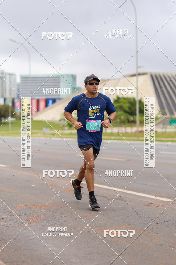 Buy your photos of the eventASICS Golden Run - Braslia on Fotop
