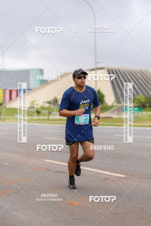 Buy your photos of the eventASICS Golden Run - Braslia on Fotop