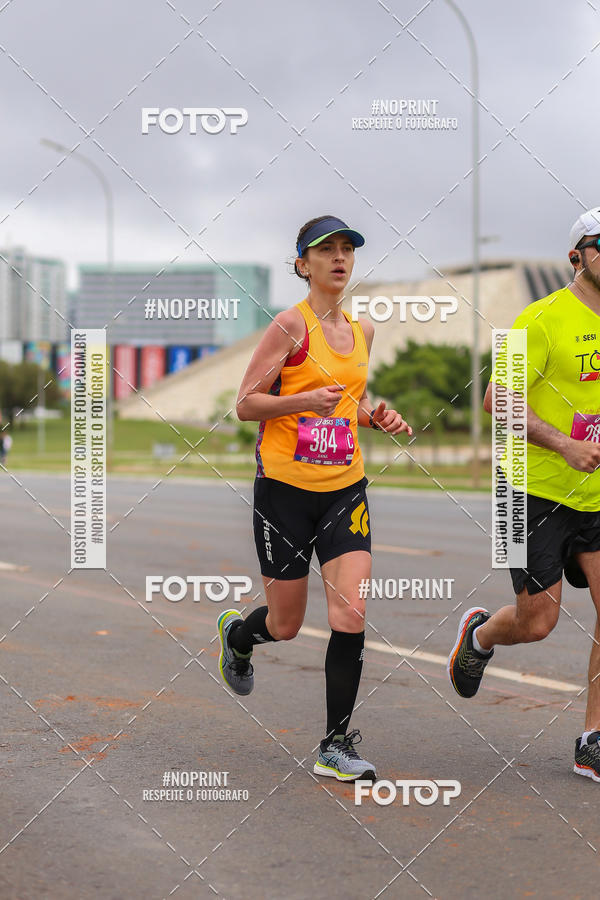 Buy your photos of the eventASICS Golden Run - Braslia on Fotop