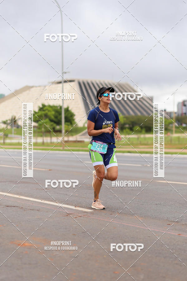 Buy your photos of the eventASICS Golden Run - Braslia on Fotop