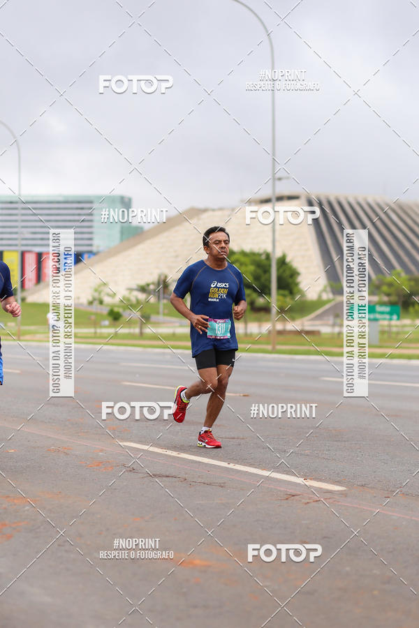 Buy your photos of the eventASICS Golden Run - Braslia on Fotop