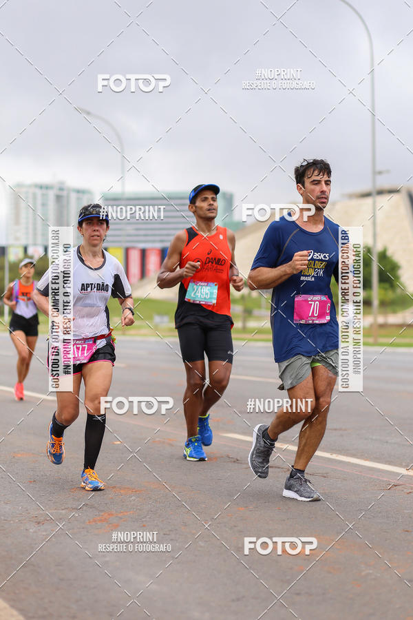 Buy your photos of the eventASICS Golden Run - Braslia on Fotop