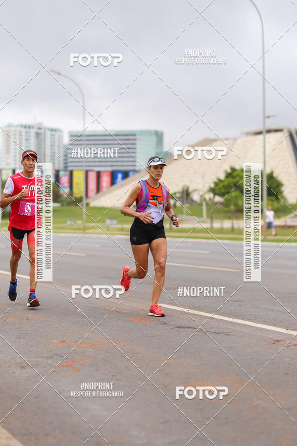 Buy your photos of the eventASICS Golden Run - Braslia on Fotop