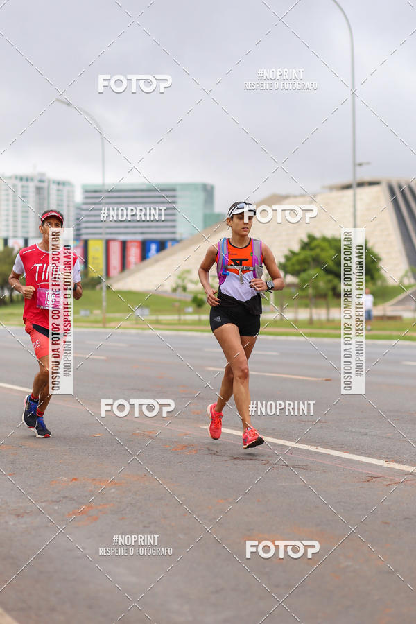 Buy your photos of the eventASICS Golden Run - Braslia on Fotop