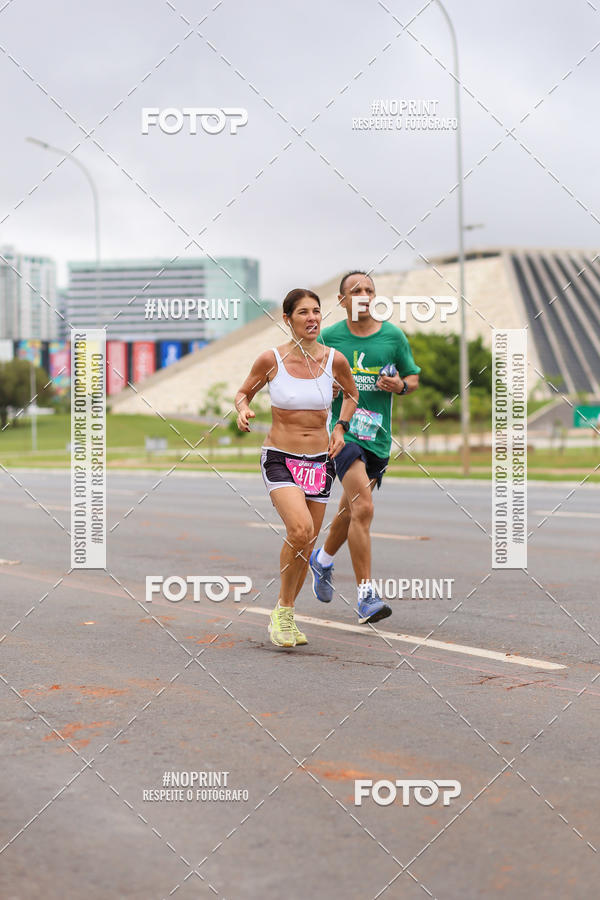 Buy your photos of the eventASICS Golden Run - Braslia on Fotop