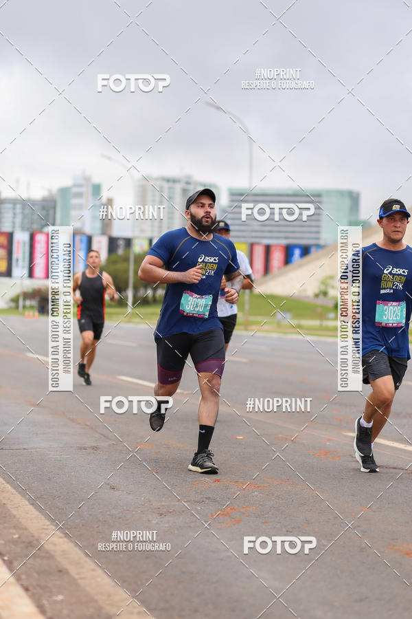 Buy your photos of the eventASICS Golden Run - Braslia on Fotop