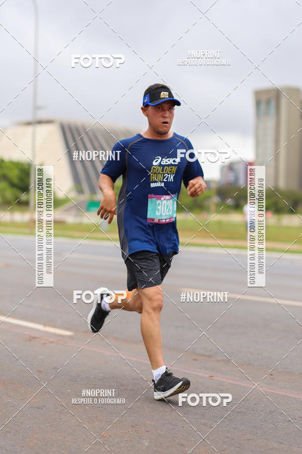 Buy your photos of the eventASICS Golden Run - Braslia on Fotop