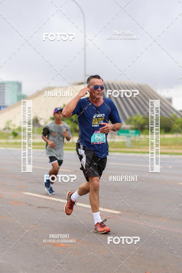 Buy your photos of the eventASICS Golden Run - Braslia on Fotop