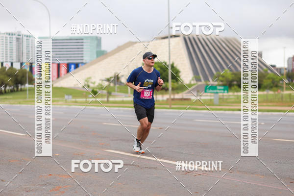 Buy your photos of the eventASICS Golden Run - Braslia on Fotop