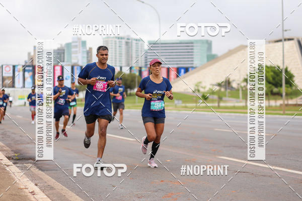 Buy your photos of the eventASICS Golden Run - Braslia on Fotop