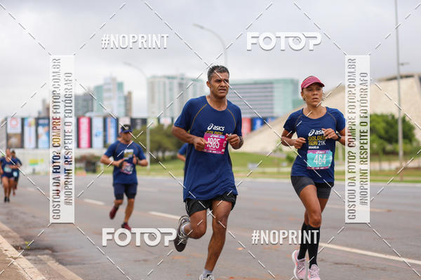 Buy your photos of the eventASICS Golden Run - Braslia on Fotop