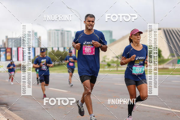 Buy your photos of the eventASICS Golden Run - Braslia on Fotop