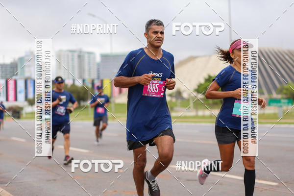 Buy your photos of the eventASICS Golden Run - Braslia on Fotop