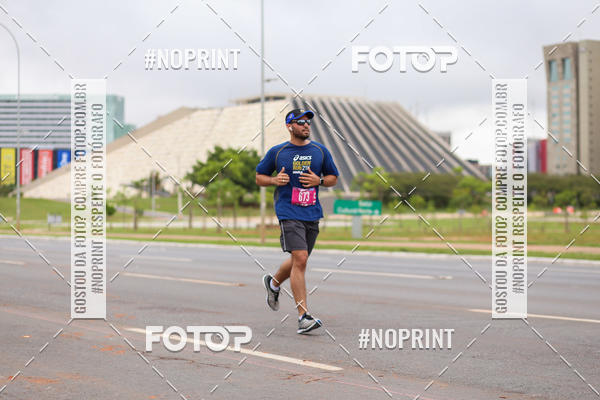 Buy your photos of the eventASICS Golden Run - Braslia on Fotop