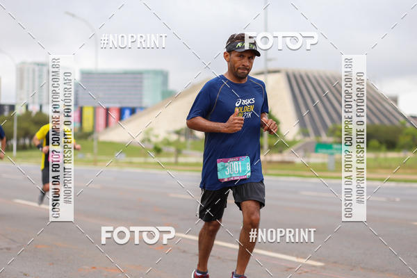 Buy your photos of the eventASICS Golden Run - Braslia on Fotop