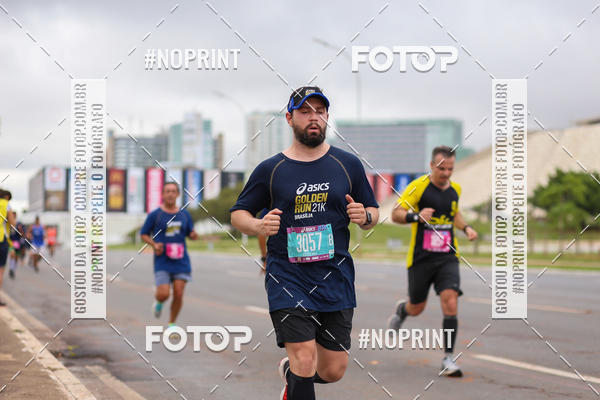 Buy your photos of the eventASICS Golden Run - Braslia on Fotop