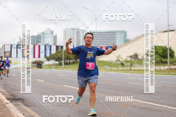 Buy your photos of the eventASICS Golden Run - Braslia on Fotop