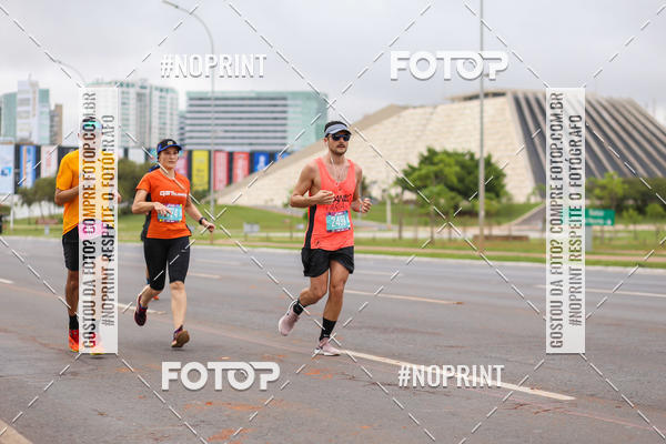 Buy your photos of the eventASICS Golden Run - Braslia on Fotop