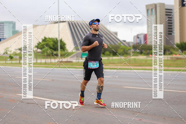 Buy your photos of the eventASICS Golden Run - Braslia on Fotop