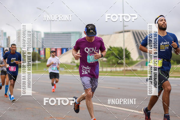 Buy your photos of the eventASICS Golden Run - Braslia on Fotop