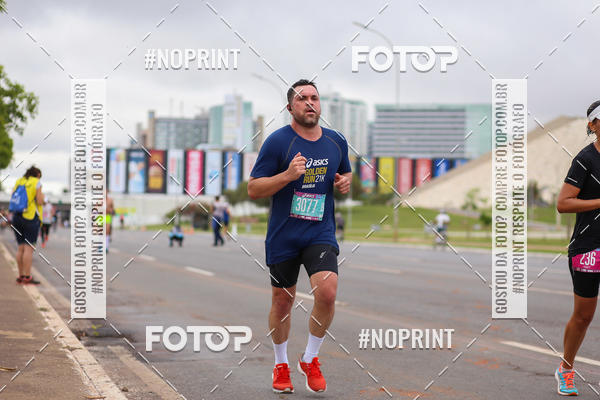 Buy your photos of the eventASICS Golden Run - Braslia on Fotop